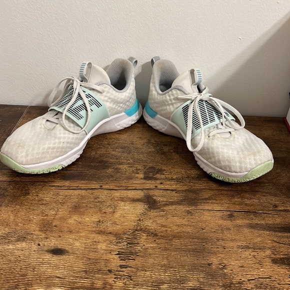 Nike Renew Training Shoes - Picture 2 of 4